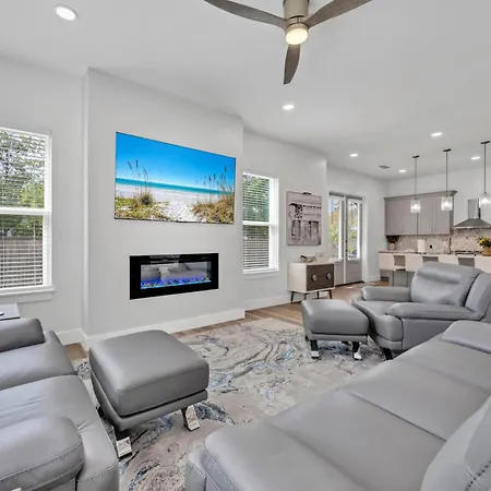 The Modern Escape In Santa Rosa Beach